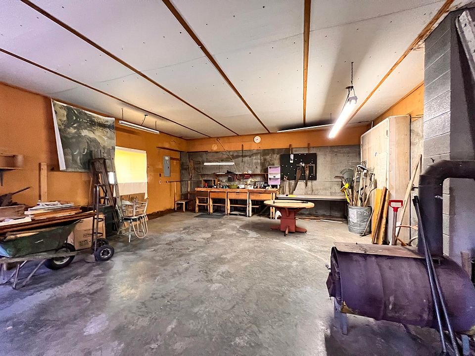 2nd image of 26 N Portland St