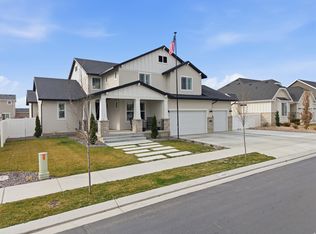 1448 E Erickson Knoll Ln, Eagle Mountain, UT 84005