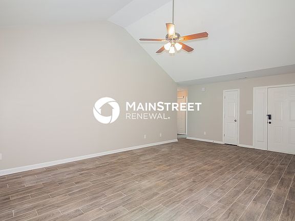 5th image of 533 Basswood Way