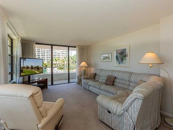 5th image of 320 Seaview Ct #2-112