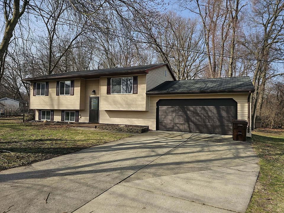 1st image of 2212 Aurora Dr