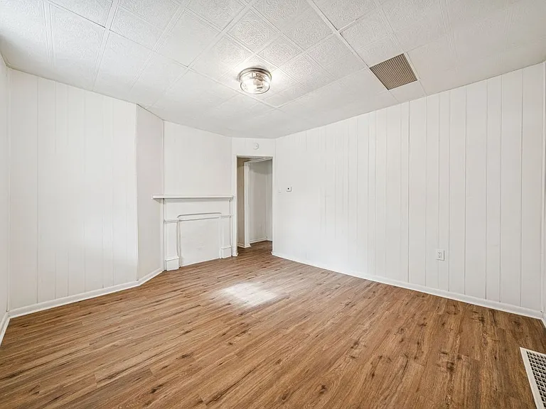 3226 Richardson Ave — Photo 9