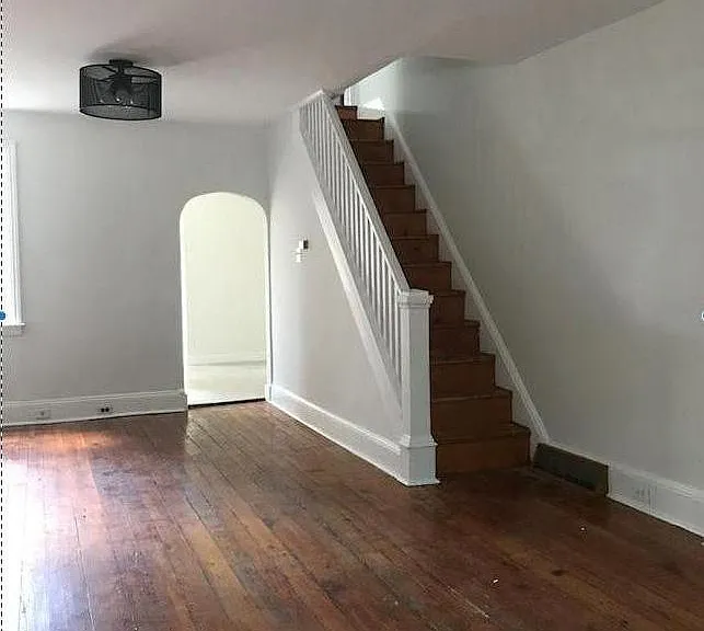 Living Room facing towards kitchen