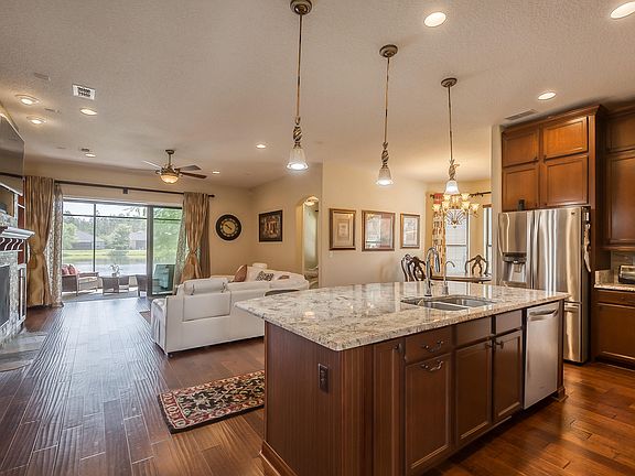 5th image of 132 Quail Creek Cir