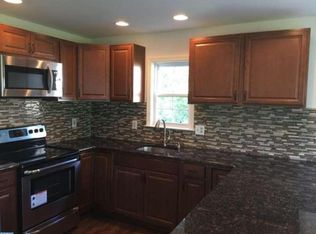 135 Whispering Oaks Dr, West Chester, PA 19382