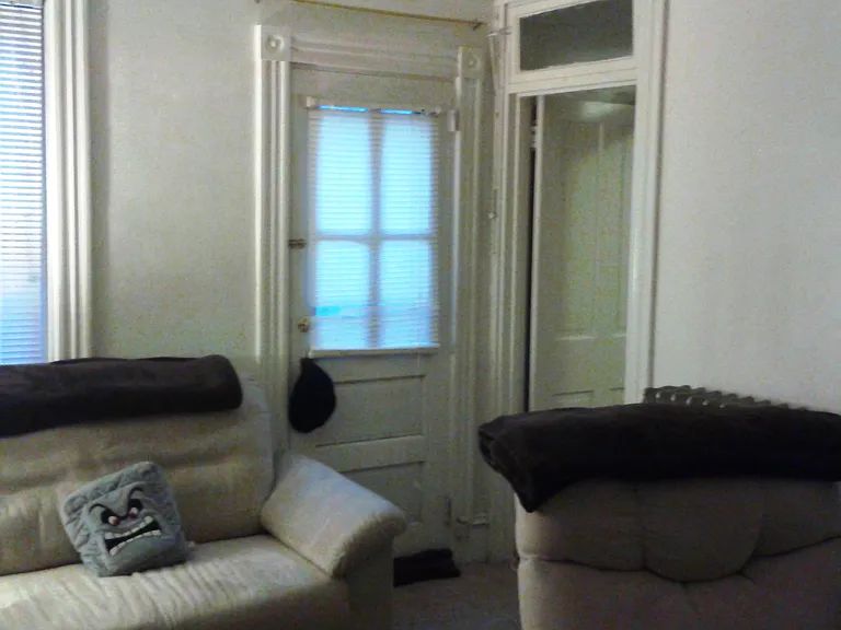 417 W Walnut St #2R — Photo 2