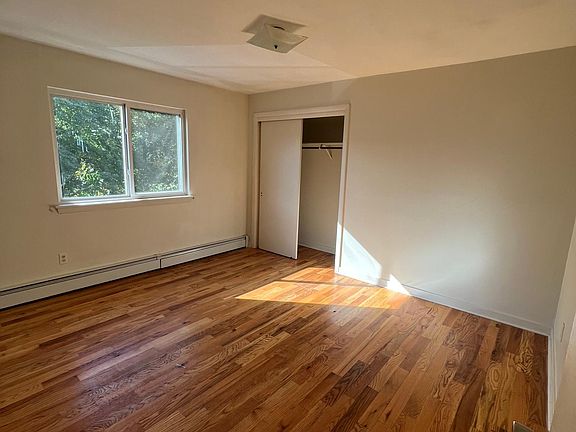 5th image of 18 Farmington Ave #B3