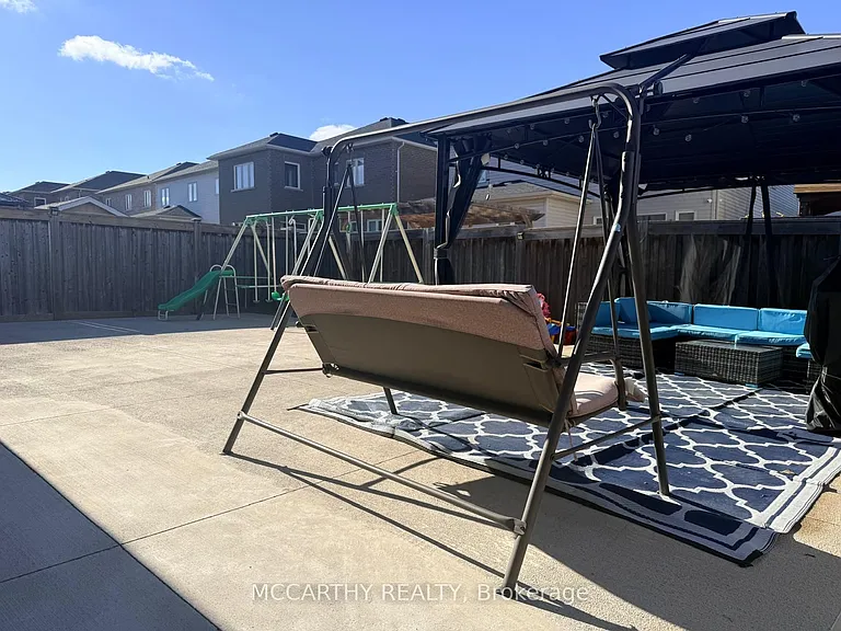 124 Johnson Dr — Photo 47