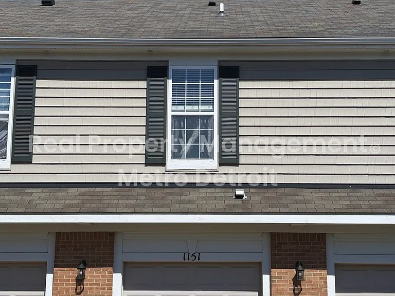 1151 Alameda Blvd — Photo 12