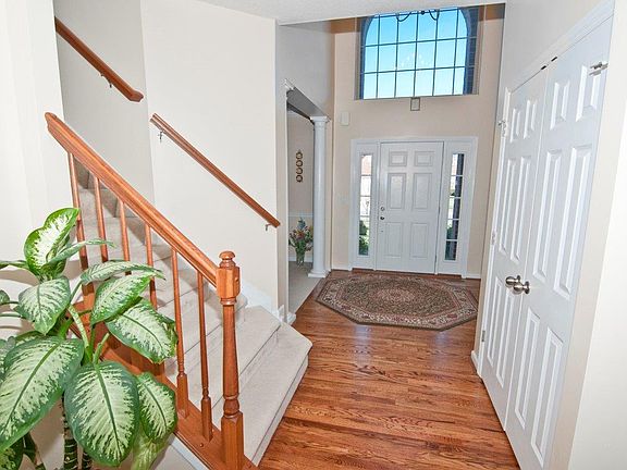 2nd image of 6563 Glenstone Way