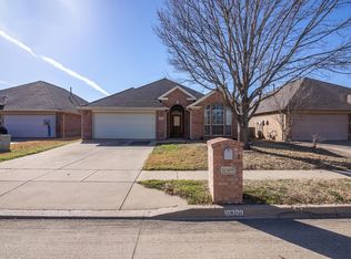 10309 Jaybird Dr, Fort Worth, TX 76244
