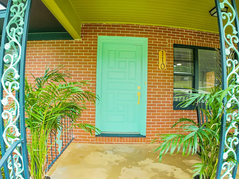 110 Willow Dr — Photo 44
