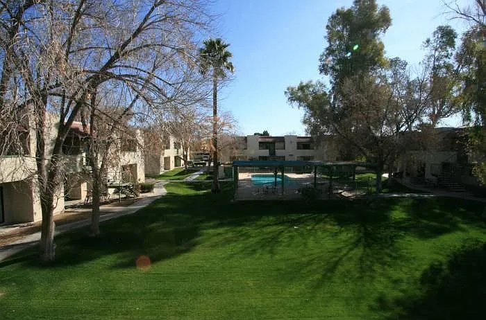 1227 S Dorsey Ln #201 — Photo 6