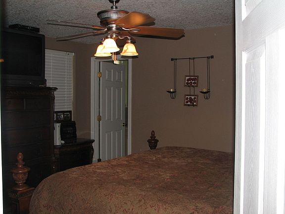 Master Bed/Bath