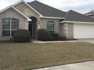 1823 High Meadow St, Glenn Heights, TX 75154
