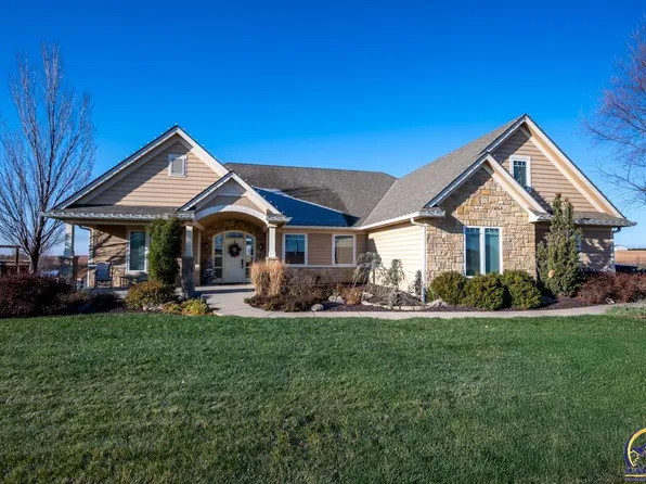 5133 NW Valencia Rd, Silver Lake, KS 66539