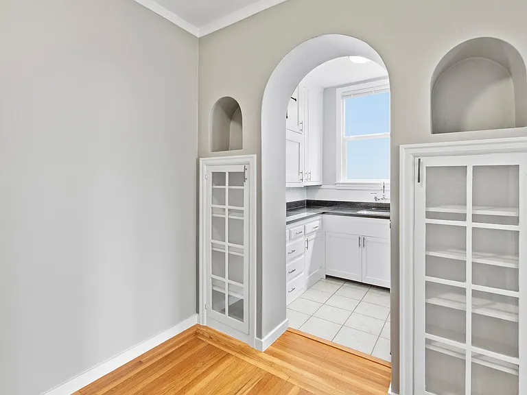 1595 Greenwich St #27 — Photo 6