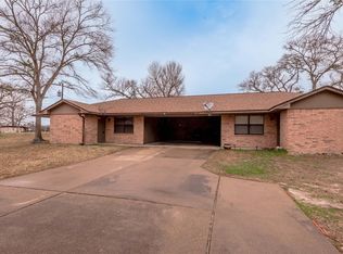 116 Pine Hollow Ln, Huntsville, TX 77320