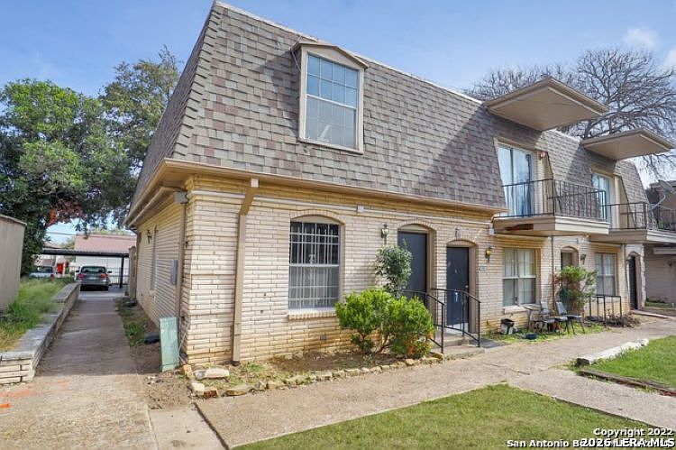 1st image of 170 De Chantle APT 501