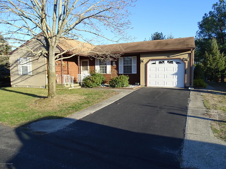 1st image of 13 Cranston Court