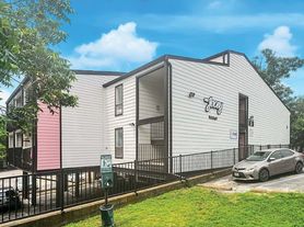 301 W 29th St