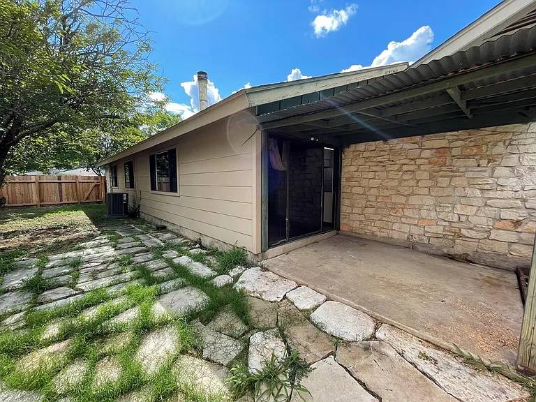 7506 Chelsea Moor #B — Photo 30