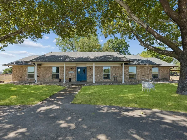 101 Laguna Vista Dr, Waxahachie, TX 75165