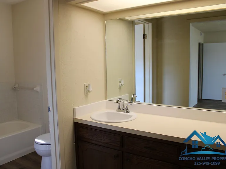 1706 Kansas Ave — Photo 10