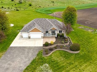 21502 Lewiston Blvd, Hampton, MN 55031