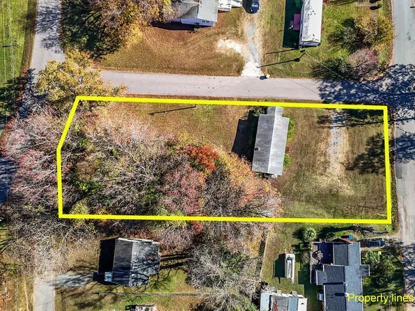 110 Short St #6-7, Elon, NC 27244