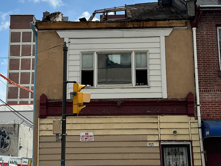 6344 Sylvester St — Photo 18