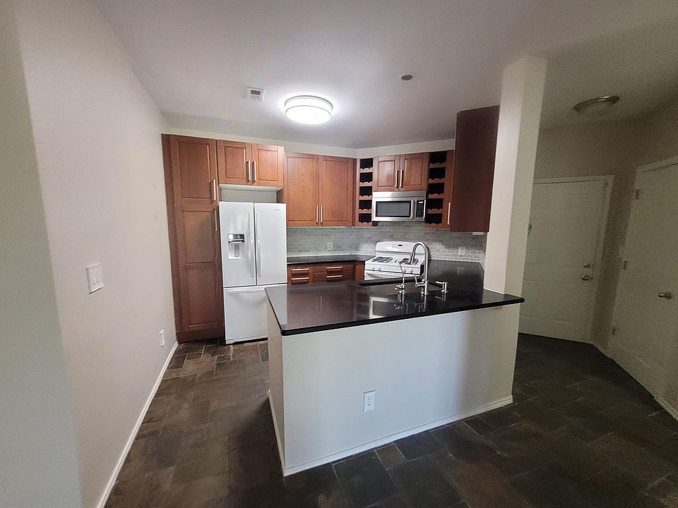 1st image of 4417 Fair Stone Dr APT 202