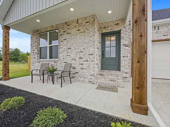 4th image of 6703 Crabapple St