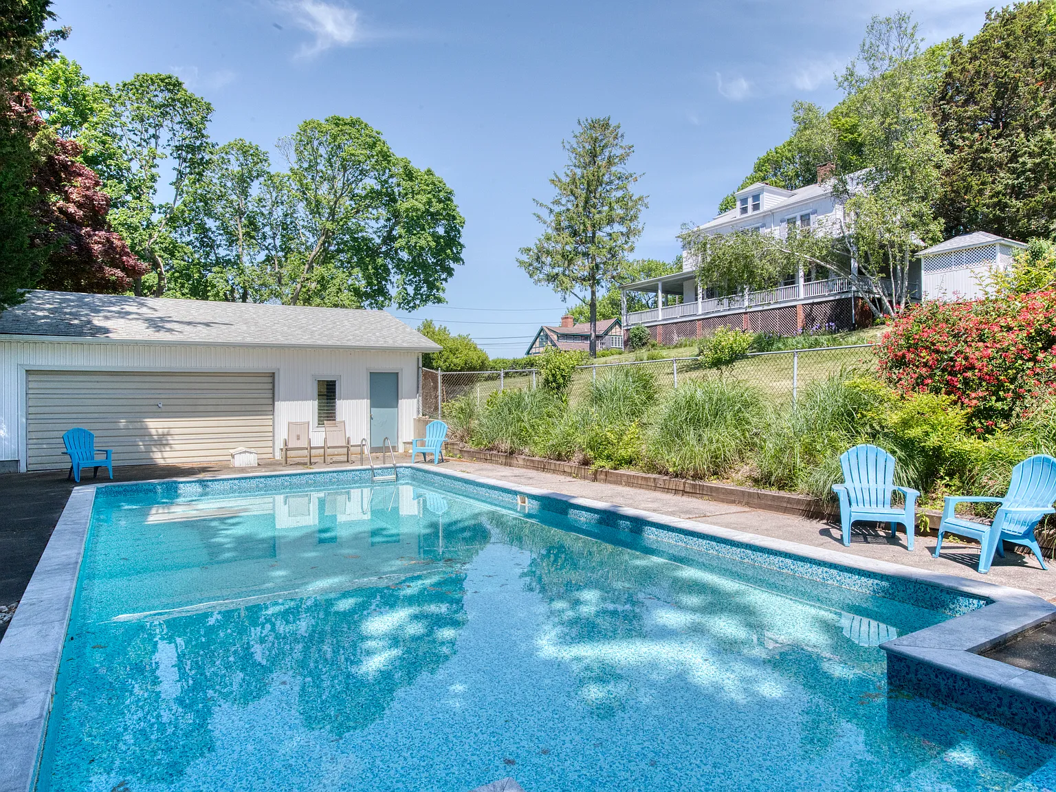Quintessential Summer Cottage with Pool — Photo 3