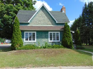 201 E Avenue B, Newberry, MI 49868
