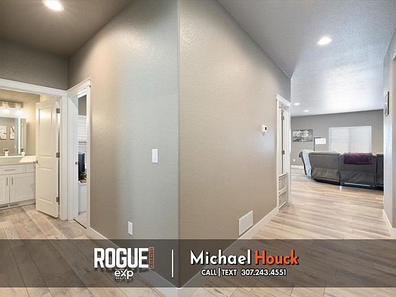 3rd image of 3110 Quivera River Rd