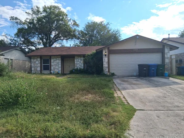 6835 Mickey Mantle, San Antonio, TX 78240