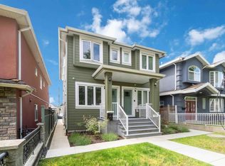 3164 Venables St #TOP, Vancouver, BC V5K2S4