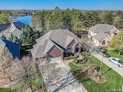 2nd image of 1839 Prestwick Ct