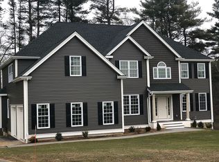 7 Applegate Rd, Medway, MA 02053