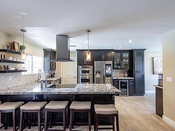 3rd image of 3625 W Monte Vista Ct