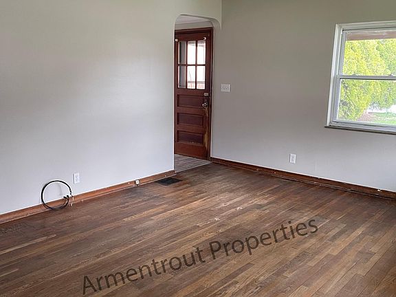 4th image of 3506 Olive St