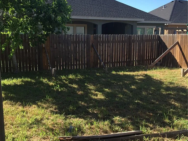 2317 Vialoux Dr — Photo 9