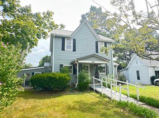 409 W Spring St, Anna, IL 62906