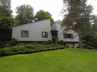 32 Dale Rd, Hopewell Junction, NY 12533