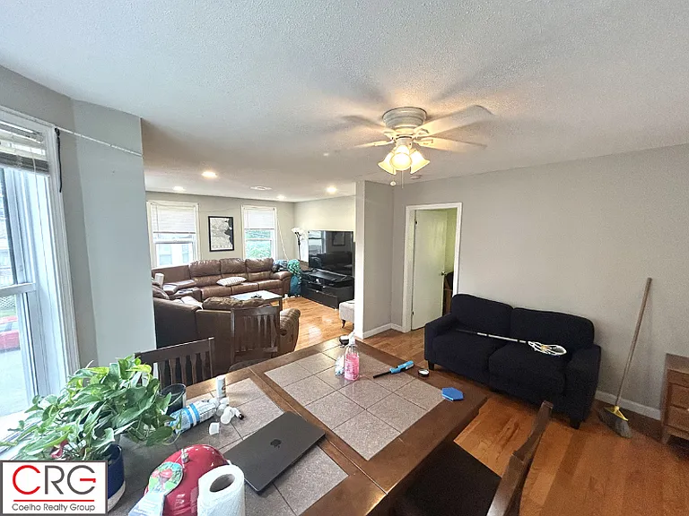15 Hudson St #2 — Photo 6