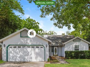 400 Cranes Landing Ct, Jacksonville, FL 32216