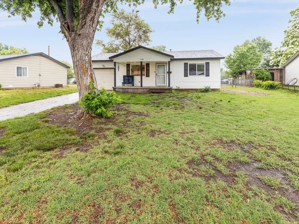 5148 S Madison Ave, Wichita, KS 67216