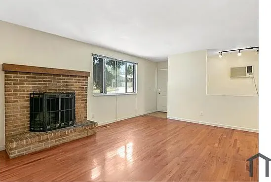 4 bed, 1688 sqft, $2,500 — Photo 4