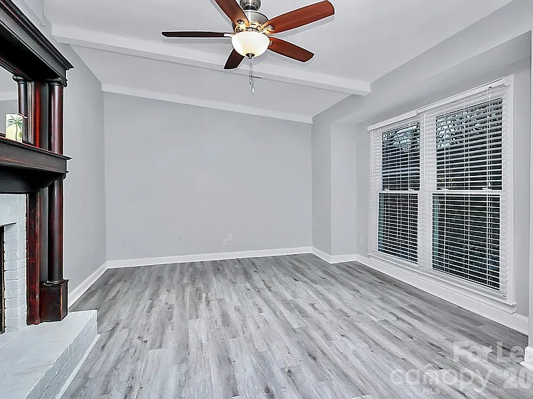 4743 Old Woods Rd — Photo 10
